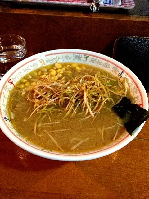 チャンラーメン:ネギ味噌ラーメン|赤忍者38さん