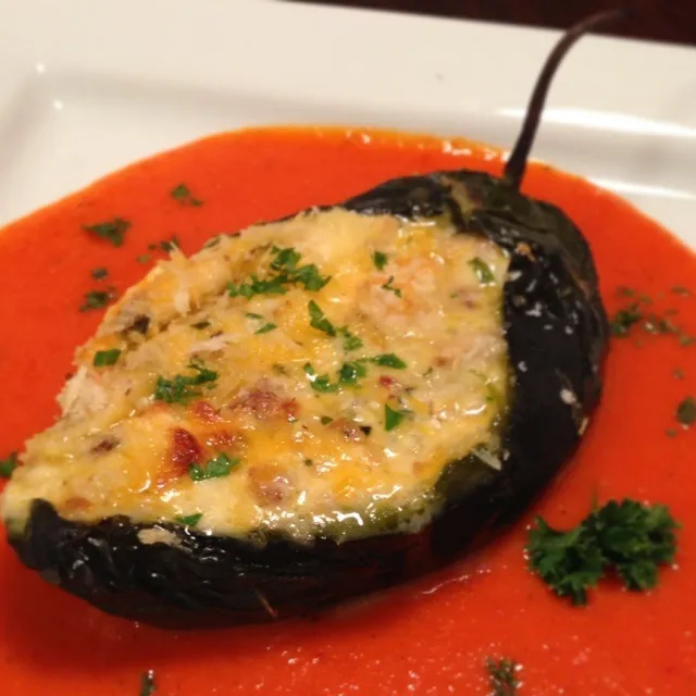 Stuffed Pablano Pepper with red pepper sauce.|Brian Churchillさん