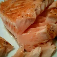 Snapdishの料理写真:Seared Atlantic Salmon|Courtneyさん