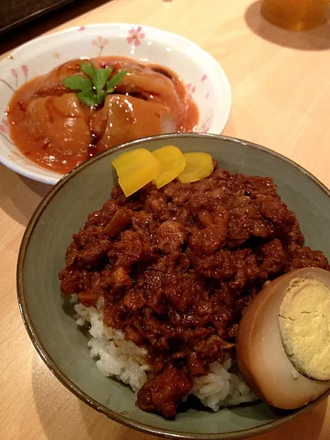 Snapdishの料理写真:台湾の肉燥飯（ローザオファン）|キムさん