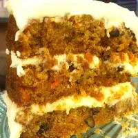 Carrot Cake at Oxbow Bakery & Antiques|Breezy Lakeさん