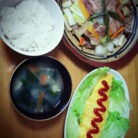 中華炒め、納豆オムレツ、お味噌汁、麦ごはん|みなさん