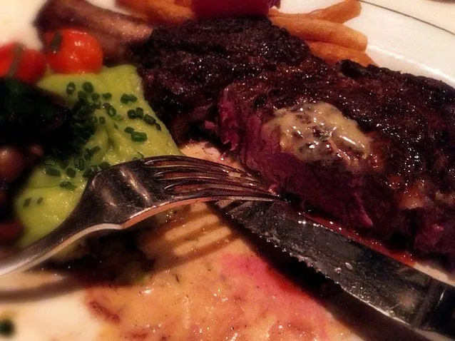 Dry aged Bone In Rib at Las Vegas|excellente cuisineさん