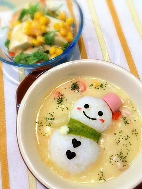 Snapdishの料理写真:雪だるまシチュー、豆腐と水菜のサラダ|うっちーさん