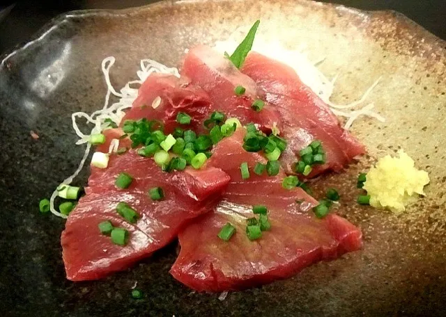 カツオ刺身|居酒屋能登さん