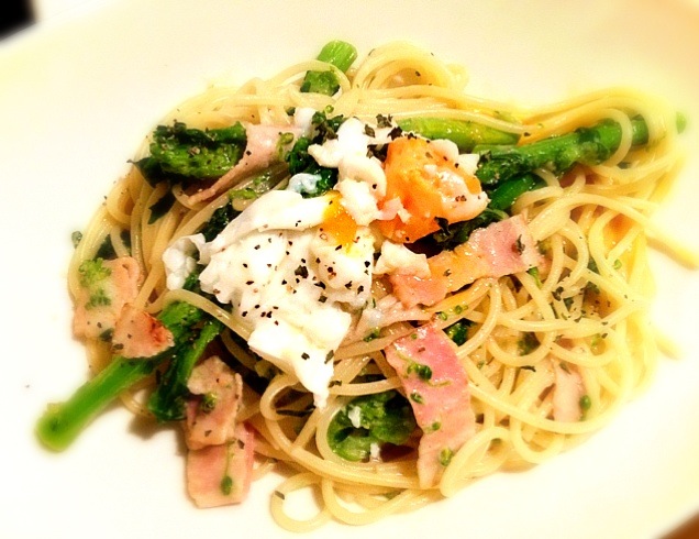 菜の花とベーコンのクリームパスタ 温玉のせ Snapdish スナップディッシュ Id Iamzga