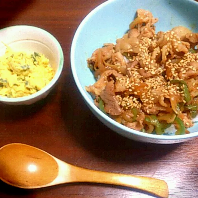 豚味噌炒め丼 カボチャサラダ|ぽちさん