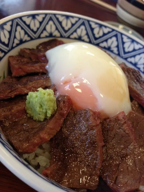 Snapdishの料理写真:赤牛丼|Makiko Odaさん