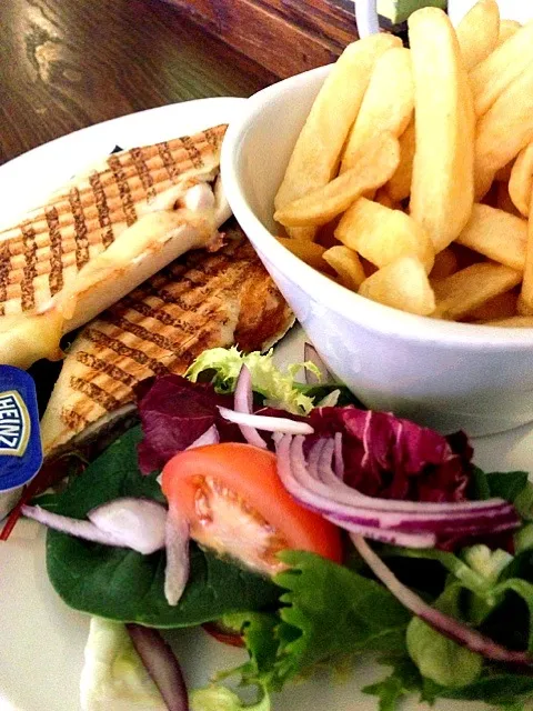 Classic Panini with Chips|willklhさん