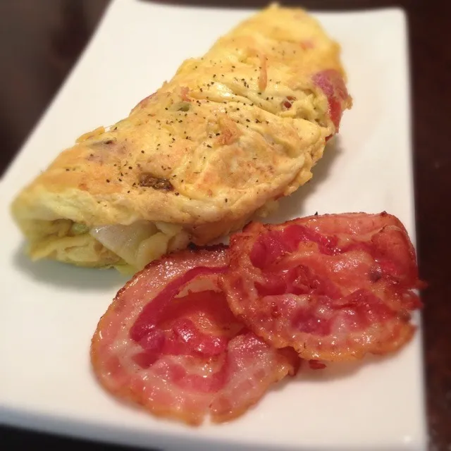 Jalapeño Pancetta omelet with pepper jack cheese.|Brian Churchillさん