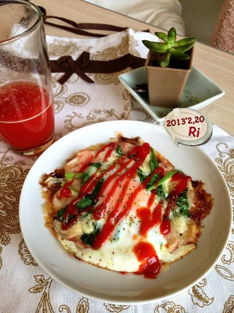 Mochi(Rice cake...?)pizza 餅ピザ🍕|Rikaさん