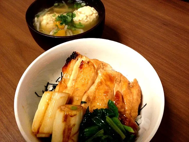 鶏のてりやき丼とつくね汁|あやかさん