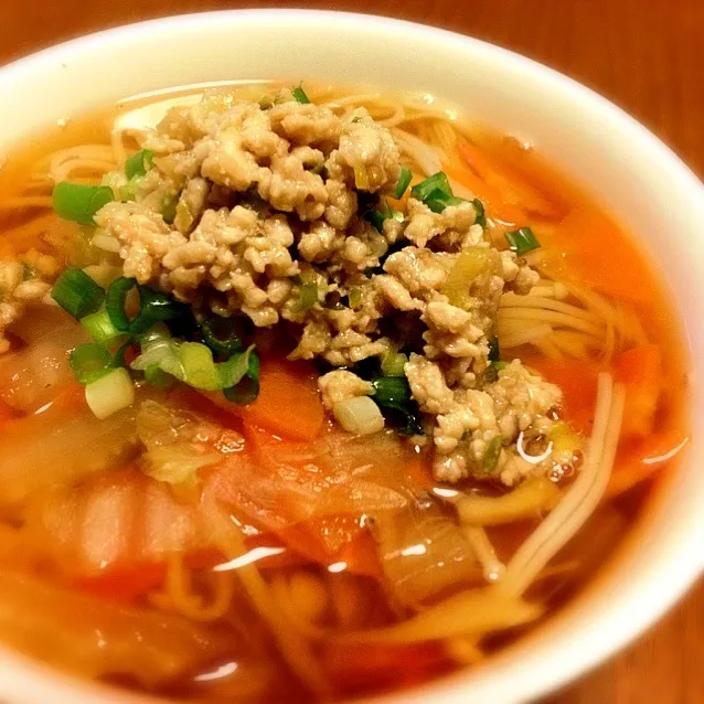 今日の夕ごはん  鶏そぼろのせ煮麺|mikochieさん