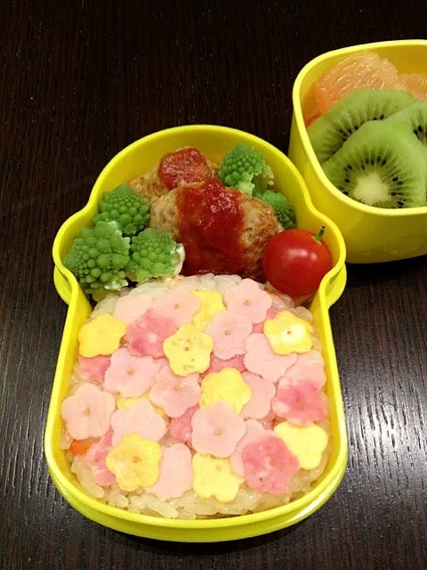 お花ちらし寿司お弁当🌸|RUUさん