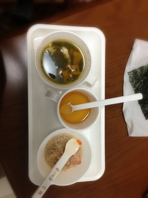 Snapdishの料理写真:離乳食〜味ご飯とささみと海苔のスープ煮〜|あいかめさん