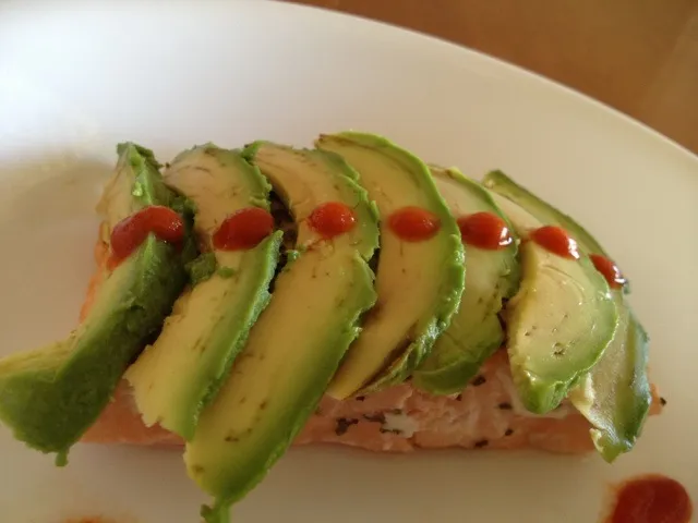 Salmon with avocado :)|elaineさん