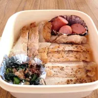 Snapdishの料理写真:ぶたづくし弁当|江藤めぐみさん