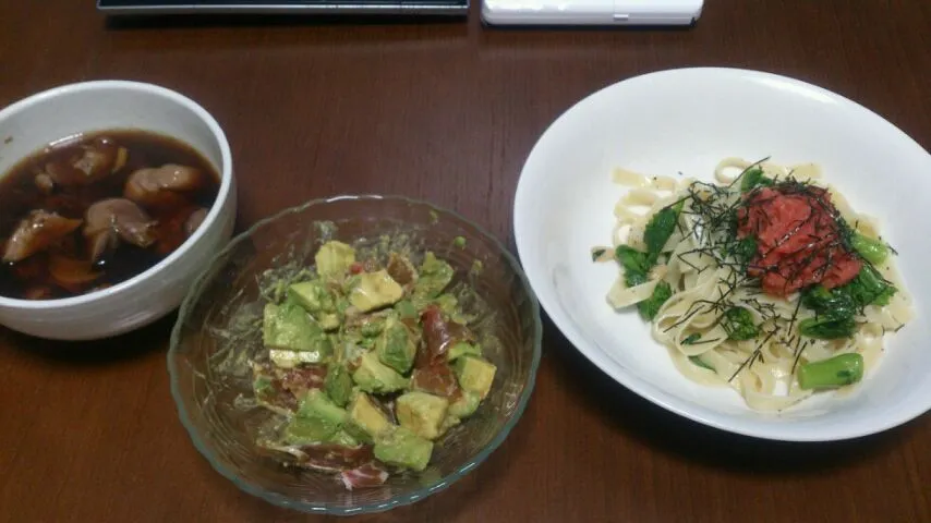 明太子パスタとアボカド生ハムサラダとレバー煮|nonさん