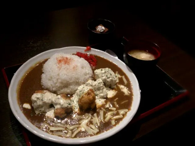 Snapdishの料理写真:チキン南蛮カレー(チーズトッピング)|ねぎしさん