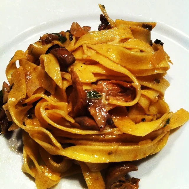 Tagliatelle with dried mushrooms.|Ana Laura Torresさん