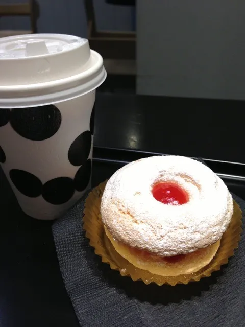 東京駅グランスタのカップケーキ屋さん|ぎょいさん