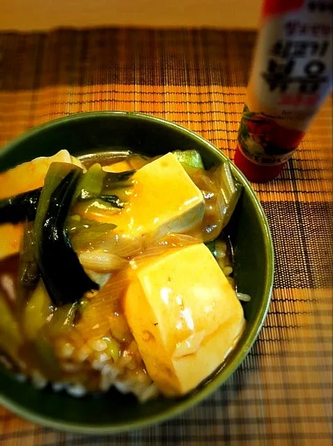 タニタ食堂 豆腐と青菜の辛味丼|tomoさん