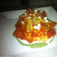 Spinach and feta ravioli|miguel castro alconさん