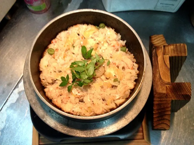 北海毛がに釜飯木の芽をのせて👍|古賀勝之さん