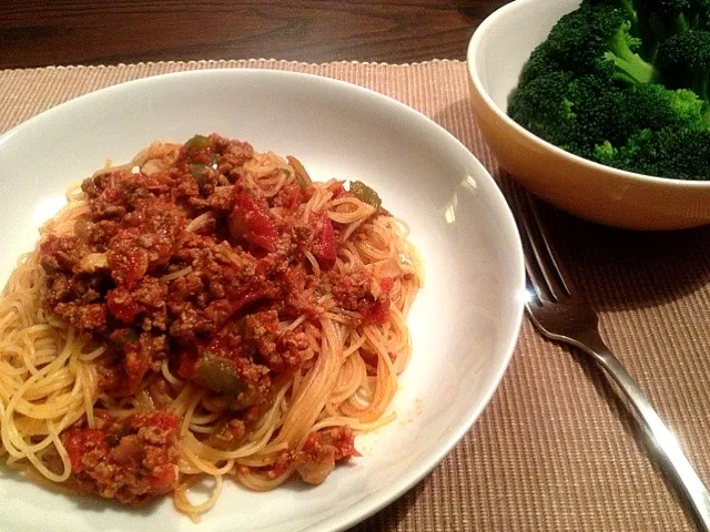 tomato meat sauce and broccoli|Yoriko Fujitaさん