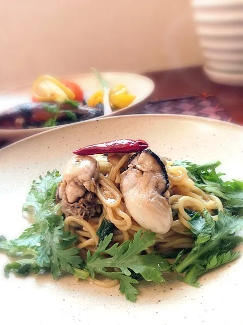 Fried noodle 
of Rirunon's Oil pickled oysters🐚&garland chrysanthemum❗りるのんさんのオイル漬け牡蠣焼きそば|🌈Ami🍻さん