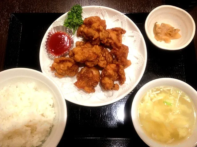 桂花さんで、とりの唐揚げ＋ご飯。|鈴木 小百合さん