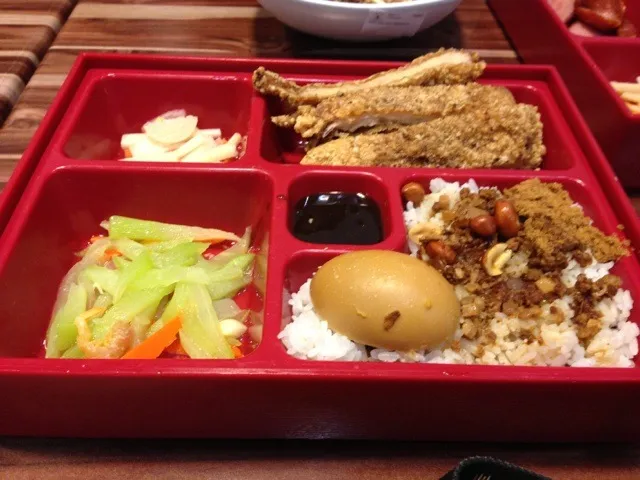 Pork chop bento|joanne tanさん