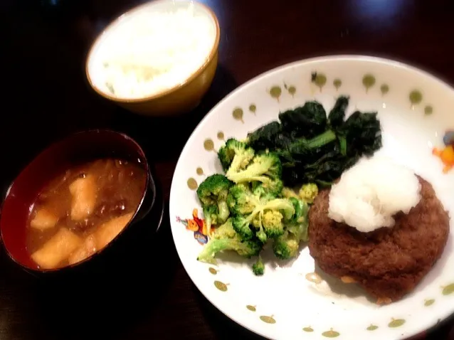 ハンバーグ定食|にゃんさん