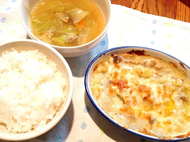 Snapdishの料理写真:マカロニグラタンと野菜スープ|kysbooさん