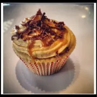 Salted caramel cupcakes|Kira Conkleさん