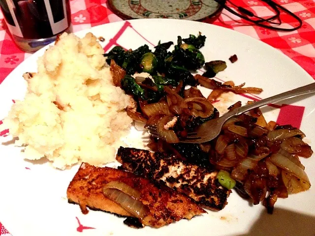 Mashed potatoes, kale, caramelized onions and tofu|georgianaさん