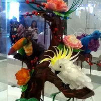 The art of sugar pulling :)) "bird paradise" by: one of the competitor in Chef On Parade|Carlo Licher M. Reyesさん