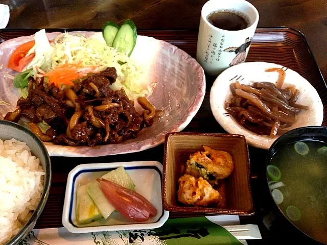 しめじと牛肉のランチ|mintoさん