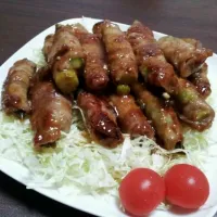 Snapdishの料理写真:アスパラの肉巻き|おさるさんさん