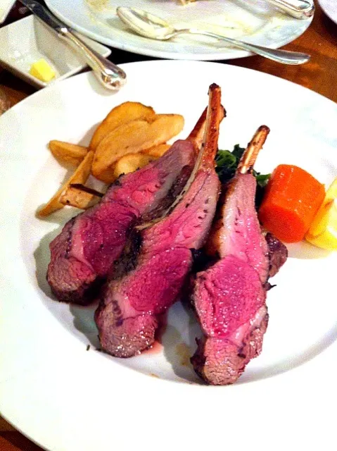 Lamb chop ... My heart is full!|andrew hinkinsonさん