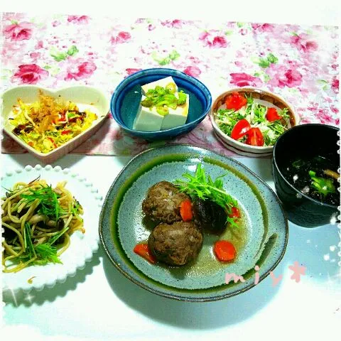 ☆３/01 ﾗﾋﾞｭdinner☆

＊椎茸の肉詰め煮(人参、ねぎ)
＊桜えびとしめじの塩昆布ﾊﾟｽﾀ(椎茸の茎、水菜)
＊きゃべ玉ｵｰﾌﾞﾝ焼き
＊冷奴柚子胡椒ポン酢
＊新玉、水菜ｻﾗﾀﾞ(ﾄﾏﾄ)
＊お味噌汁(あげ、わかめ、のり、ねぎ)|みぃにゃんさん