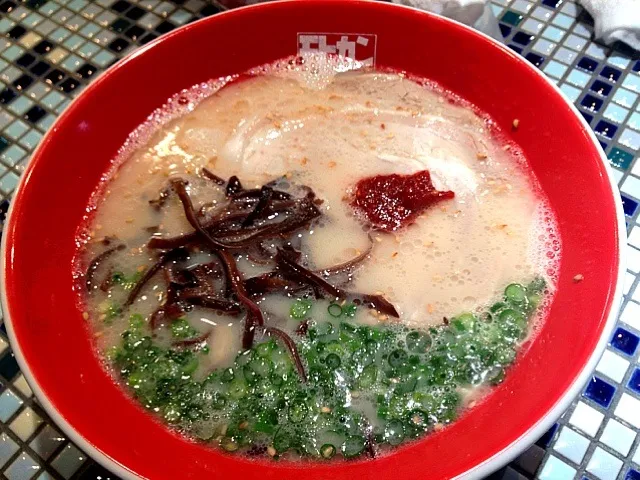 Snapdishの料理写真:モヒカンラーメン|hideki.ugawaさん