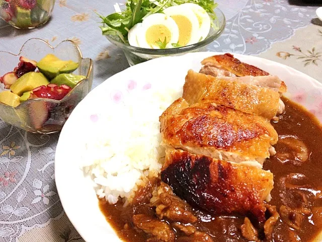 パリパリチキンカレー☆アボカドとタコの和風マリネ ☆水菜サラダ|riiiieさん