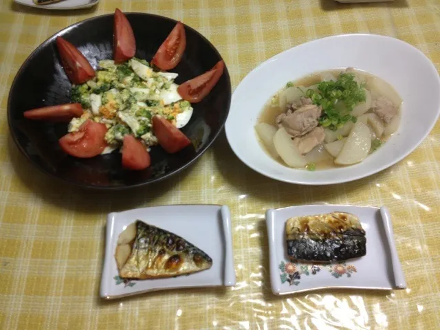 大根と鶏肉の煮物、ブロッコリーと卵サラダ、塩さば焼き|ゆみこさん