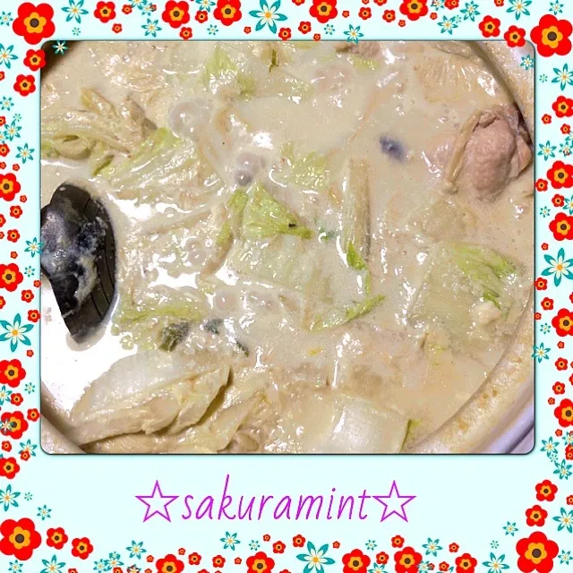 Snapdishの料理写真:🍴豆乳鍋🍴|sakuramintさん