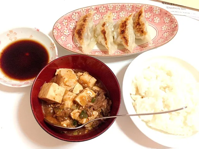 餃子と麻婆豆腐♡|はるさん