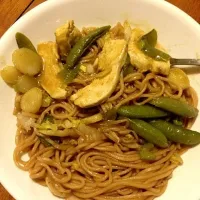 Snapdishの料理写真:Curry Chicken Lo Mein|tammy hayesさん