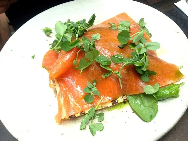 salmon, spinach on focaccia bread|shillashinopithさん