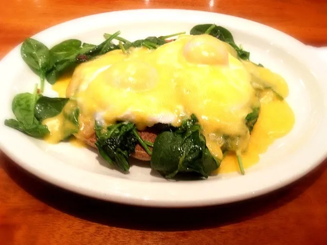 Eggs florentine|kazuko Tsujiさん