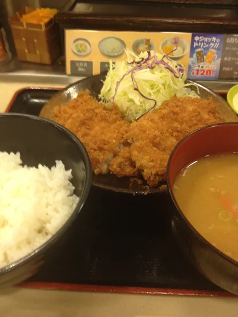 ダブルロース定食、豚汁|Hajime Sakaiさん